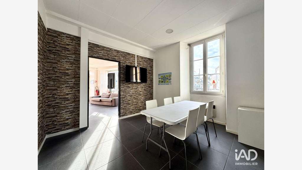 Vente beau local 40m² à Moissy-Cramayel