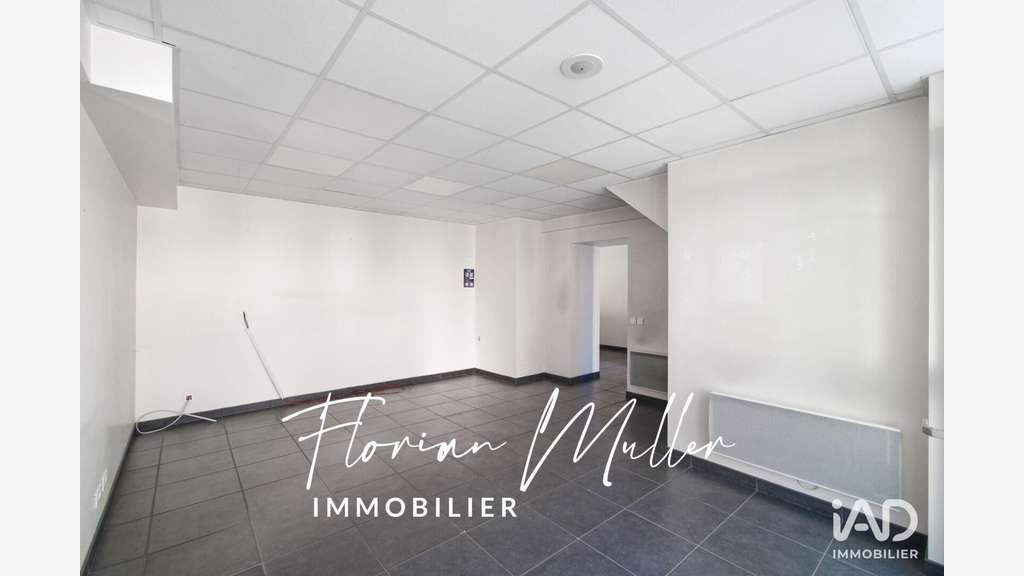 Vente local commercial 158m² à Montbéliard