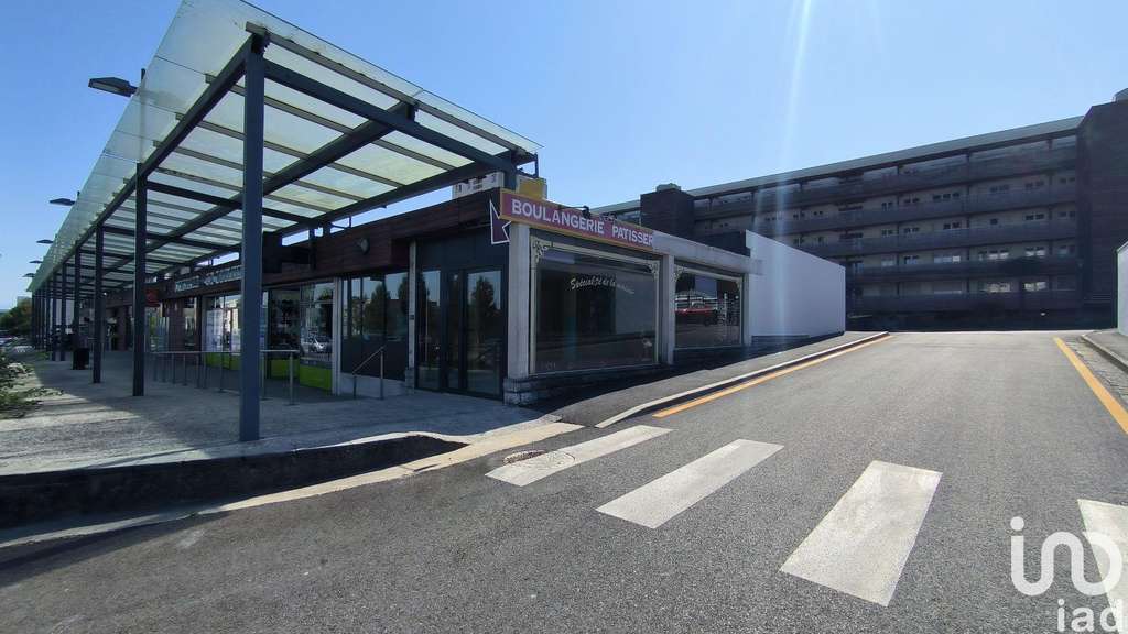 Vente spacieux local 171m² à Mourenx centre