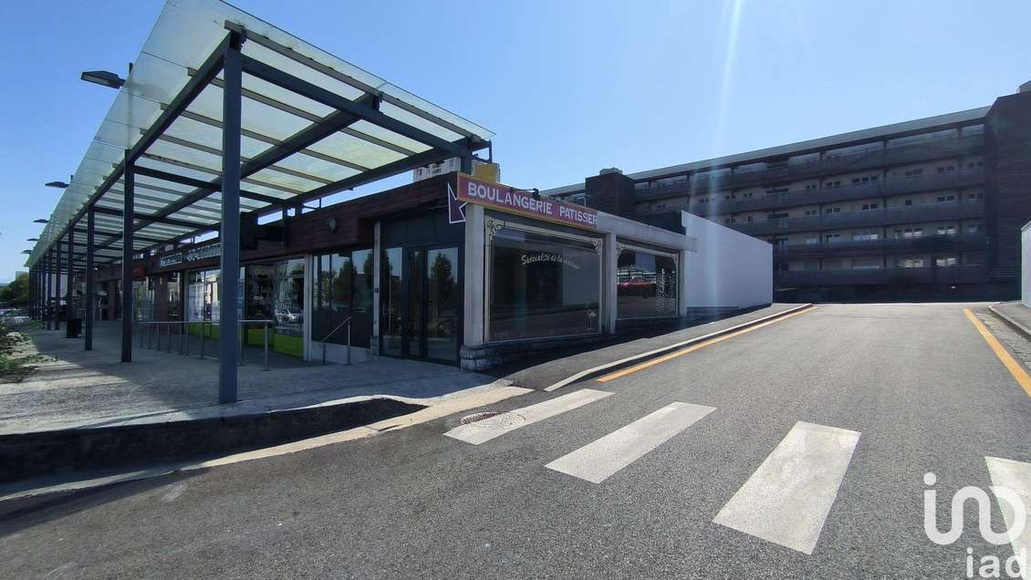 Vente spacieux local 171m² à Mourenx centre