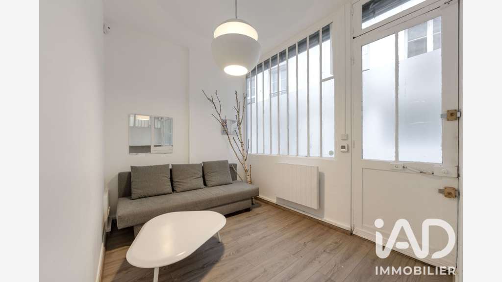 Vente atelier 64m² sur cour à Paris