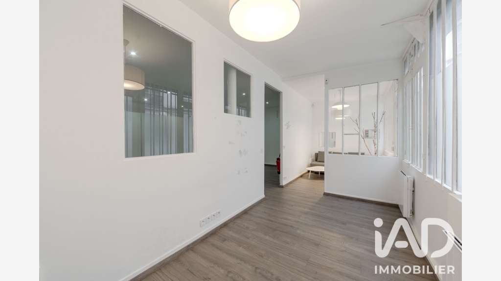 Vente atelier 64m² sur cour à Paris