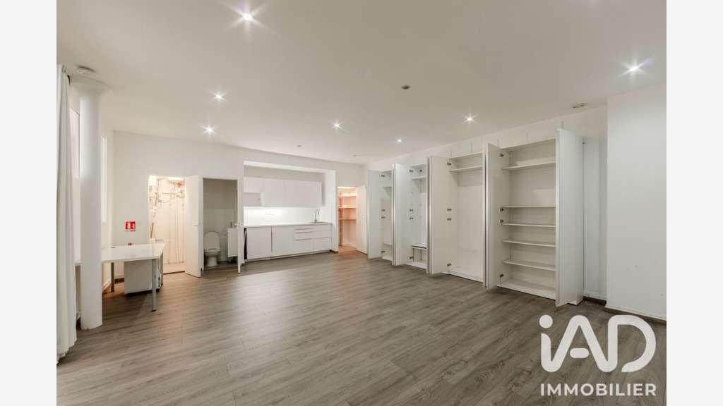 Vente atelier 64m² sur cour à Paris