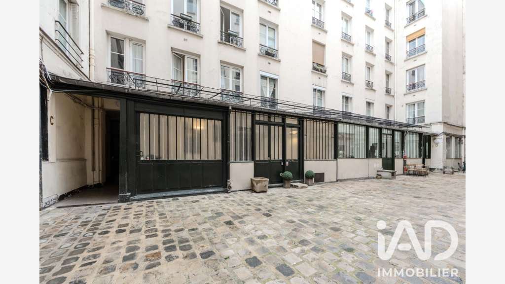 Vente atelier 64m² sur cour à Paris