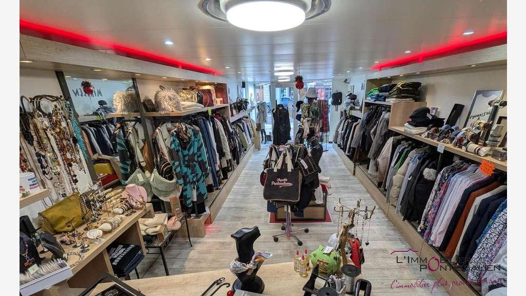 AV local commercial de 100m² centre Pontarlier