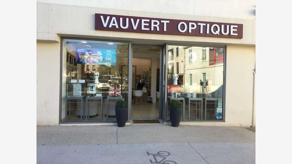 Cède titres magasin d’optique Le Cailar empl strat