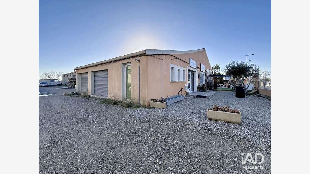 Vente local artisanal ZA Villeneuve les Béziers