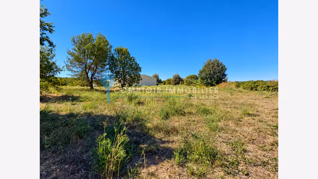 Hangar 660m² à vendre secteur Pic Saint-Loup 