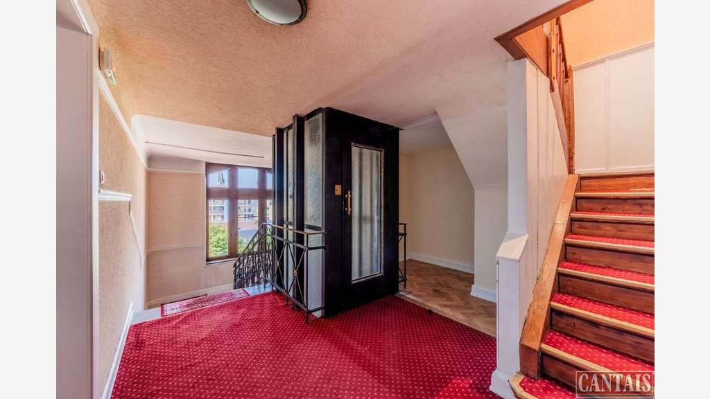 Vente ensemble immobilier sur axe Colmar Bale
