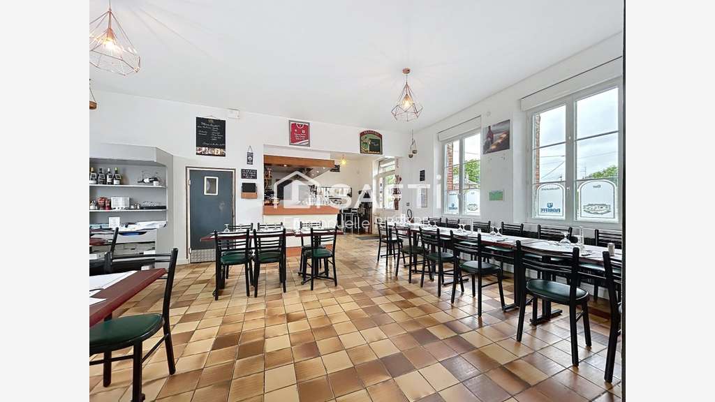 AV local 150m² emplacement de choix à Compiègne