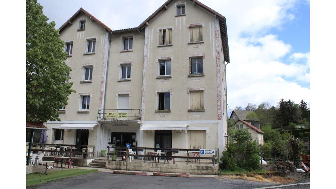 Vente ancien hôtel de 700m² à Langogne