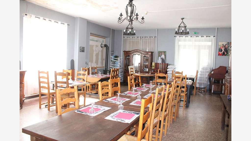 Vente ancien hôtel de 700m² à Langogne