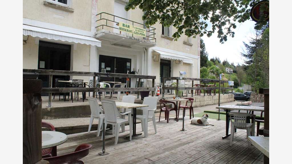 Vente ancien hôtel de 700m² à Langogne
