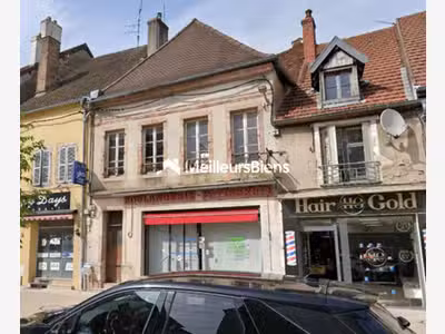 immeuble 244 m² à auxonne avec commerce et a
