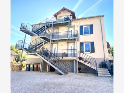 Immeuble de 280m² à vendre proche de Belfort (90)
