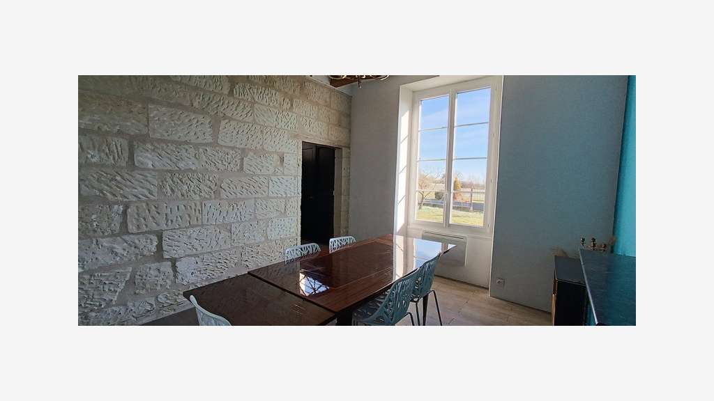 Maison de Maître rénovée 180m² à vendre à Breil
