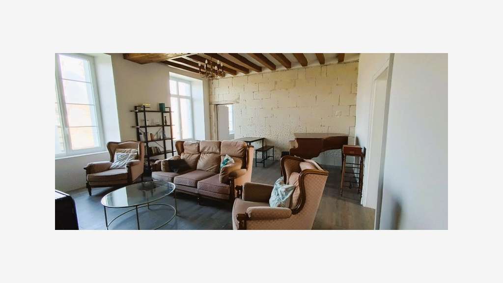 Maison de Maître rénovée 180m² à vendre à Breil