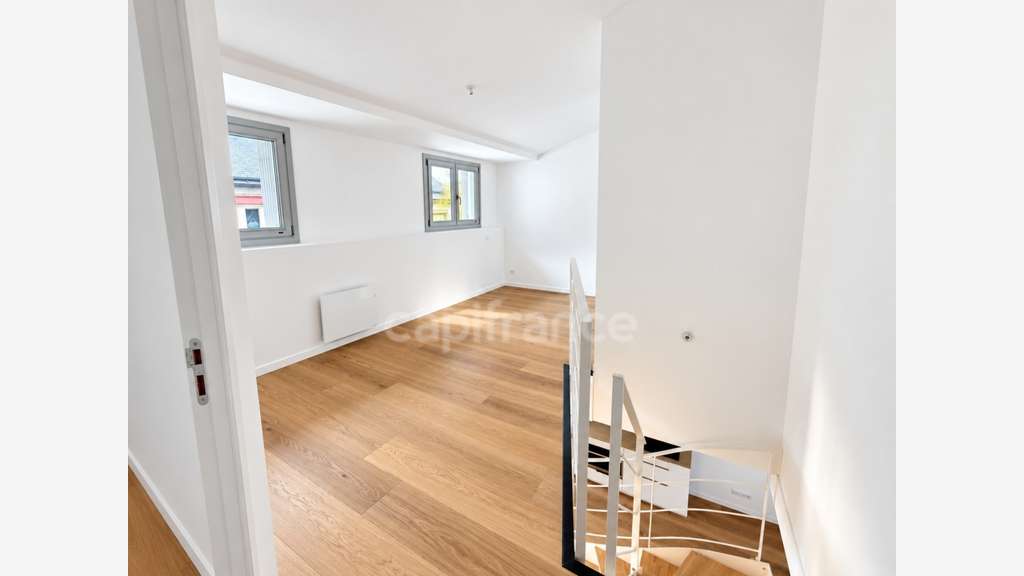 Immeuble de 240m² à vendre à Cauterets (65)