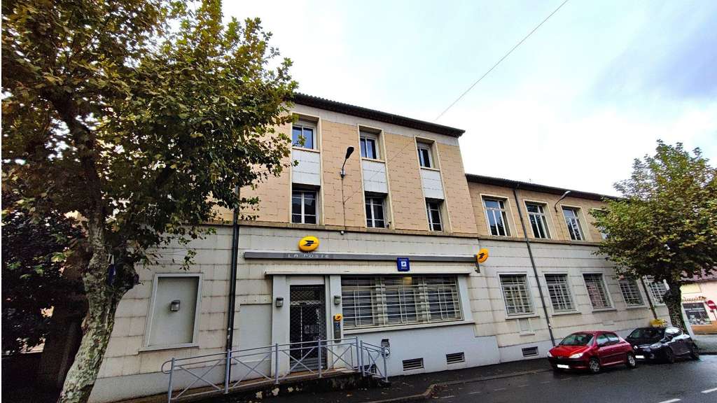 Vente Immeuble La Poste de 470m² à Decazeville