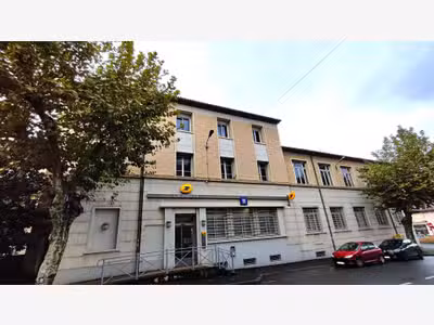 Vente Immeuble La Poste de 470m² à Decazeville