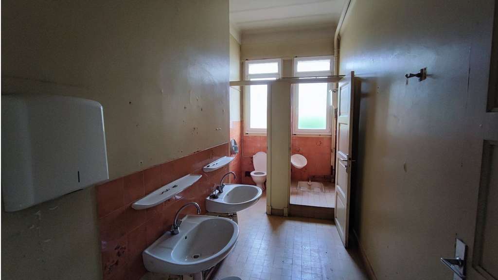 Vente Immeuble La Poste de 470m² à Decazeville