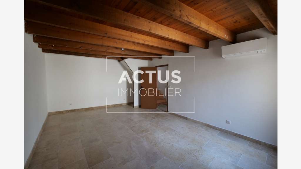 Immeuble de rapport en plein centre de Tarascon