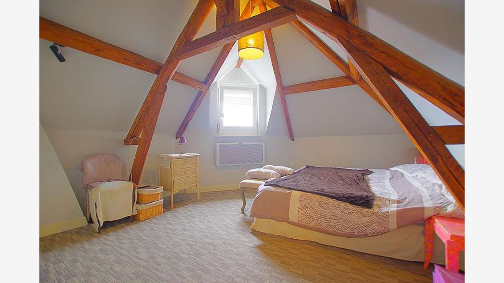 Immeuble mixte commerce et habitation -
