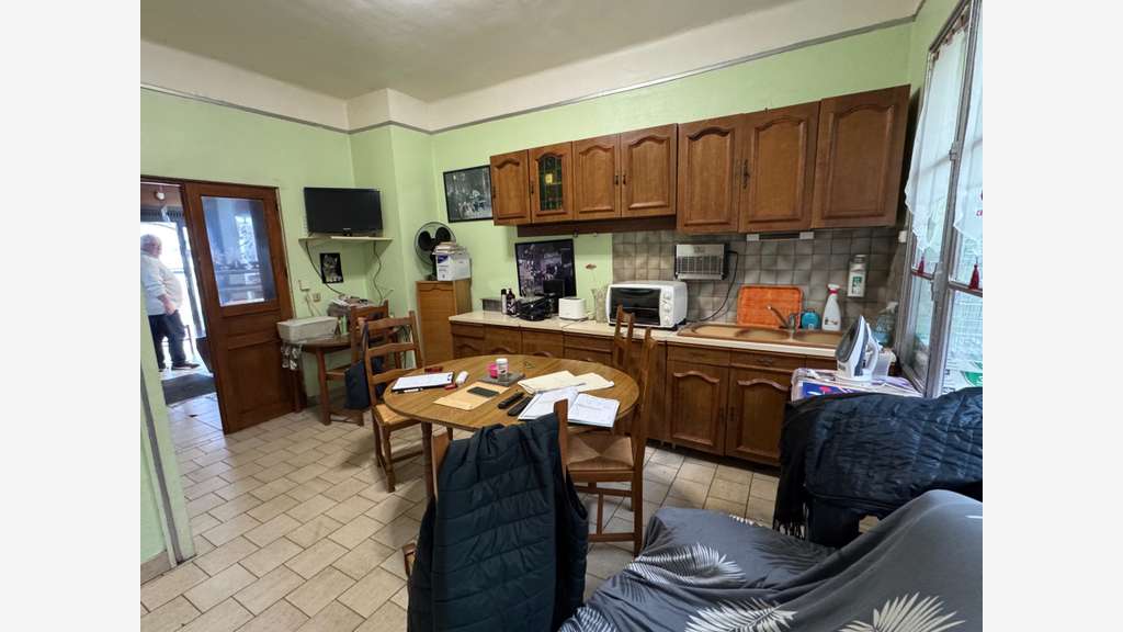 Vente immeuble à usage mixte de 148m² à la Capelle
