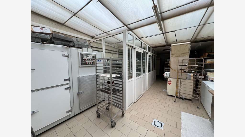 Vente immeuble à usage mixte de 148m² à la Capelle