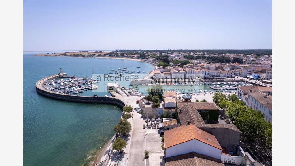 Île de Ré – La Flotte - Ensemble commercial d’e