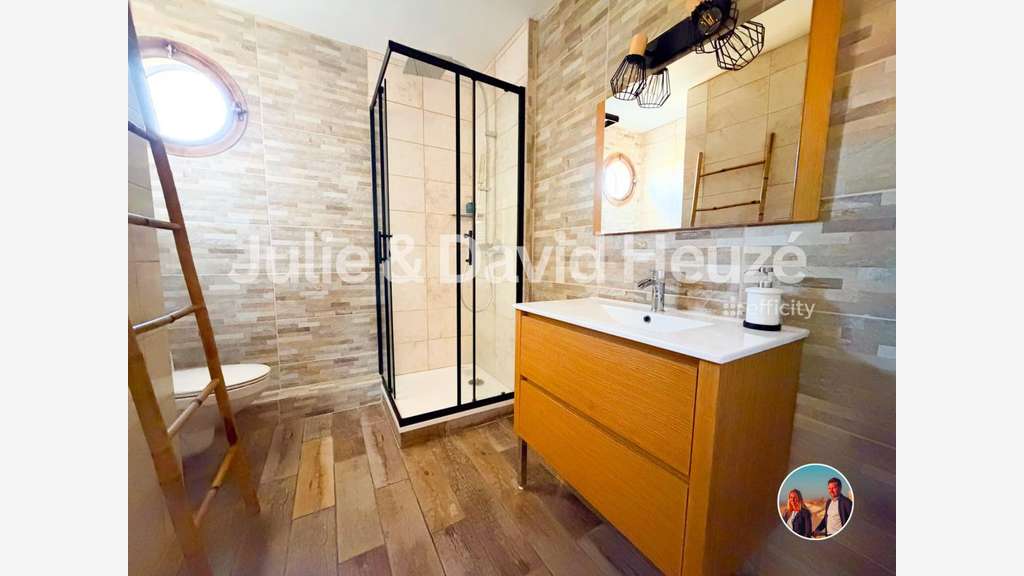 Vente ancien hôtel rénové en gîte à Lacanau Océan