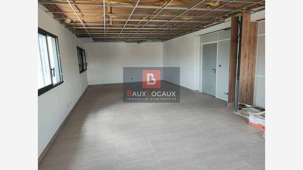 Vente bâtiment mixte récent de 700m² à Lambesc