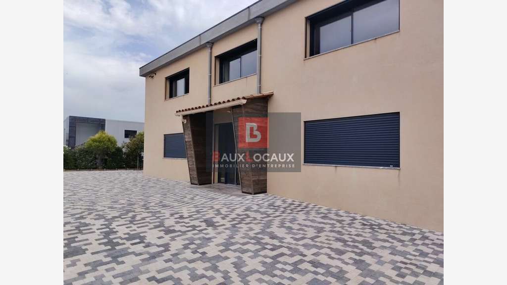 Vente bâtiment mixte récent de 700m² à Lambesc