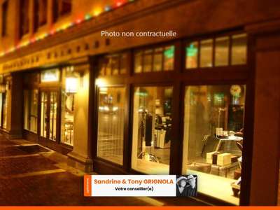 Vente immeuble hypercentre zone piétonne Lisieux