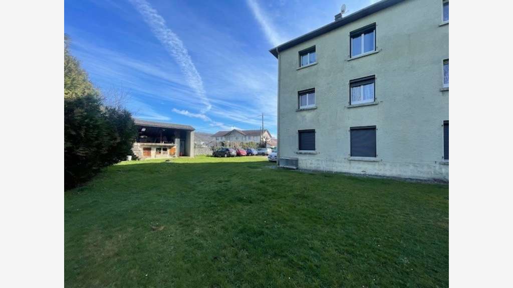 Immeuble de 460m² à vendre à Lourdes (65)