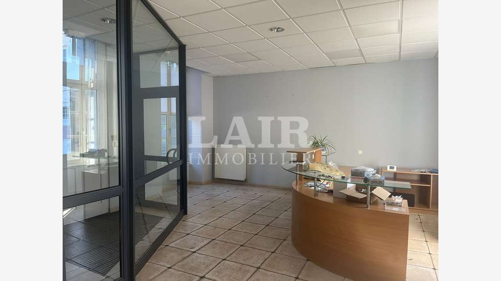Bel immeuble de caractère à vendre à Mamers