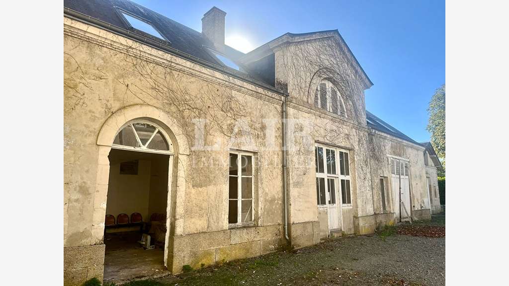 Bel immeuble de caractère à vendre à Mamers