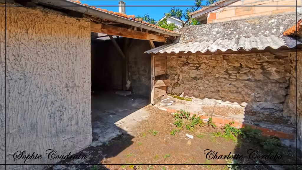 Vente garage avec cour et fort potentiel Miramont