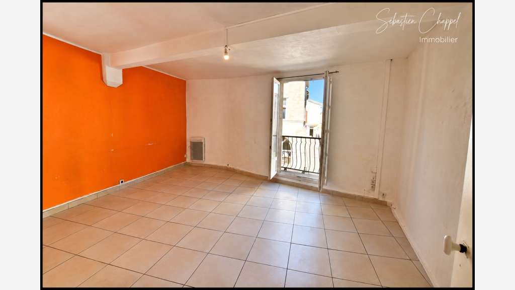 MONTBLANC (34290) - IMMEUBLE AVEC REVENUS