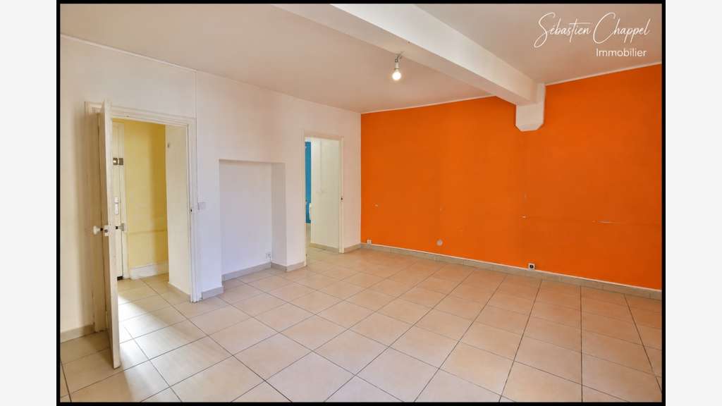 MONTBLANC (34290) - IMMEUBLE AVEC REVENUS
