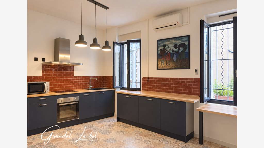 Vente immeuble de 3 appartements 140m² Nîmes (30)