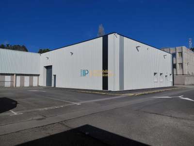 Vente immeuble activités bureaux 4034m² à Quimper