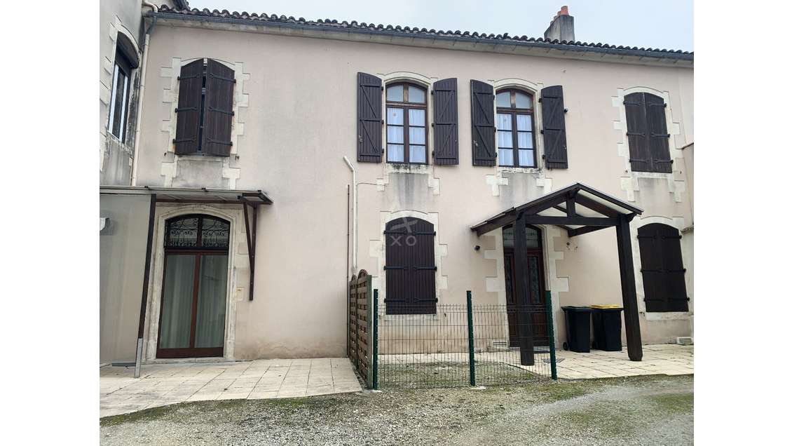 Immeuble de rapport locatif proche du centre Ruffe