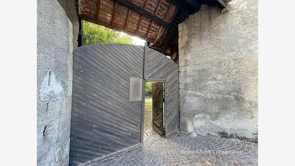 Immeuble à vendre Saint Julien en Genevois