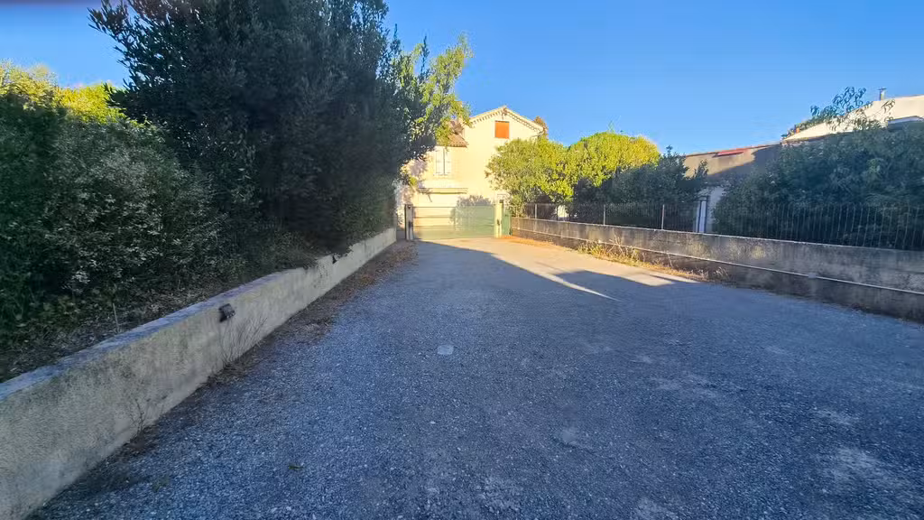 Immeuble à vendre à Salindres 