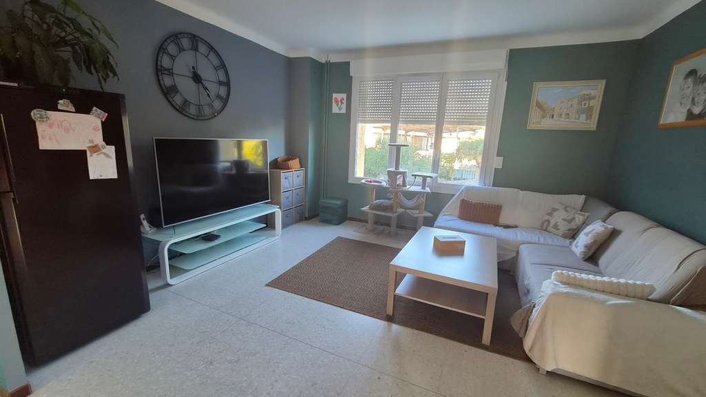 Immeuble à vendre à Salindres 