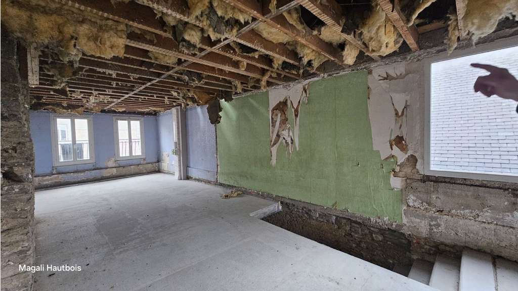 Vente immeuble mixte centre ville de Pontorson
