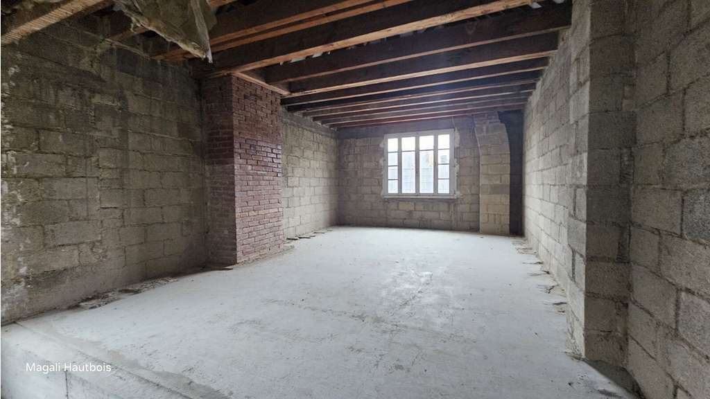 Vente immeuble mixte centre ville de Pontorson