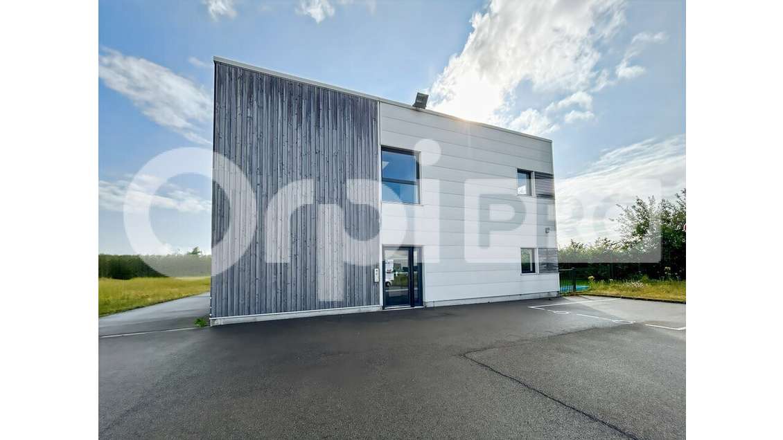 A vendre immeuble récent à Saint-Laurent-Blangy