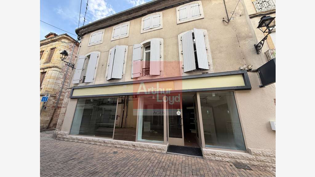 Vente immeuble mixte bonne visibilité à Agen